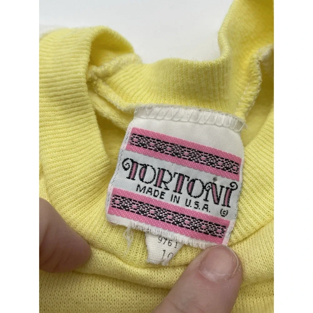 Vtg Sweater Youth Sz 10‎ Yellow Bearathon Running Tortoni 80s Panda Puff Print